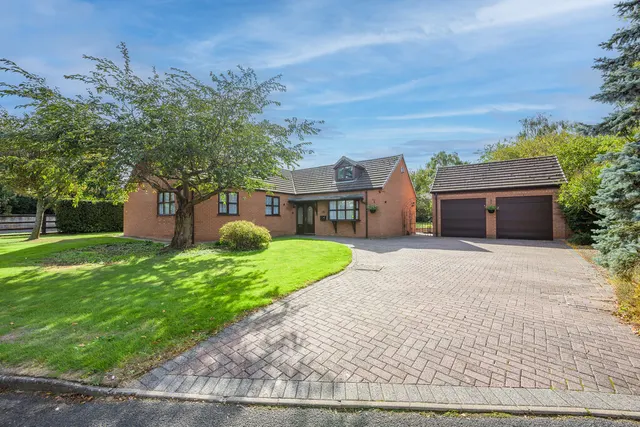 Aldermead Close, Admaston, TF5, photo 1