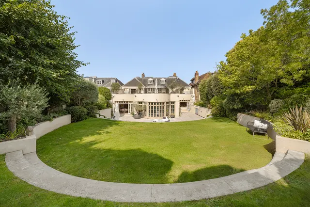 Photo 3 — Roehampton Gate, Roehampton, London