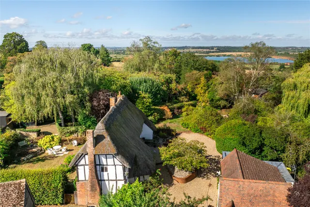 Hilltop Farm, Little Hill, LU7, photo 1