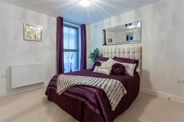 Cromwell Road, Redhill, RH1, photo 1