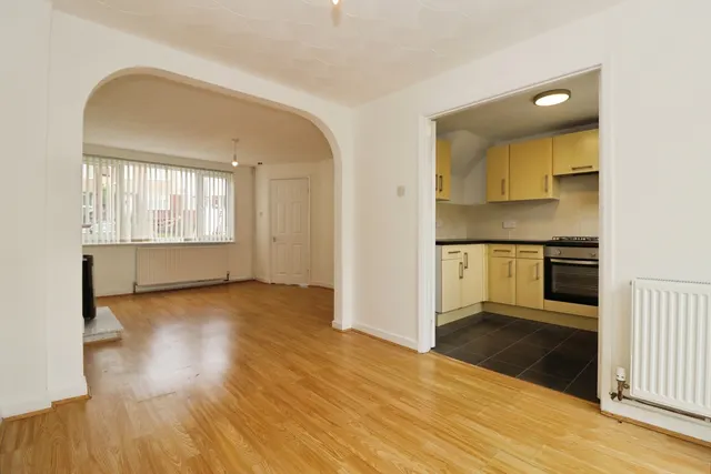 Photo 3 — Prospect Crescent, Kingswood, Bristol, BS15