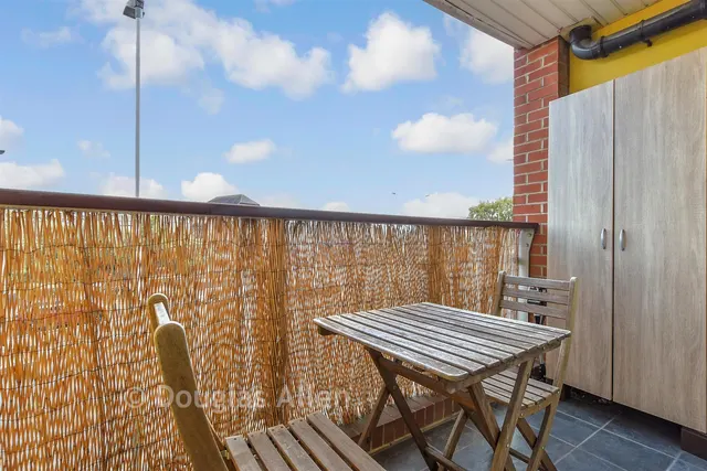 Victoria Road, Romford, RM1, photo 2