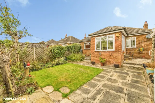 Upper Lane, Wakefield, WF4, photo 1