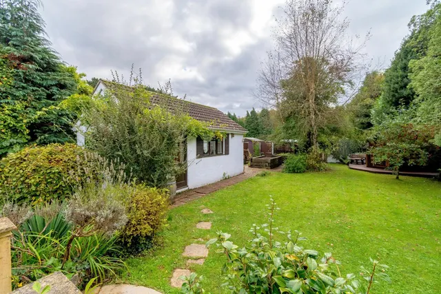 Wimborne Road East, BH22, photo 3