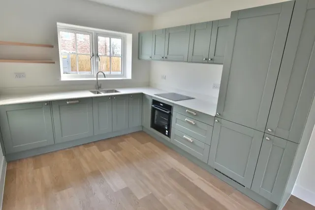 Churchill Gardens, Sturminster Marshall, BH21, photo 2
