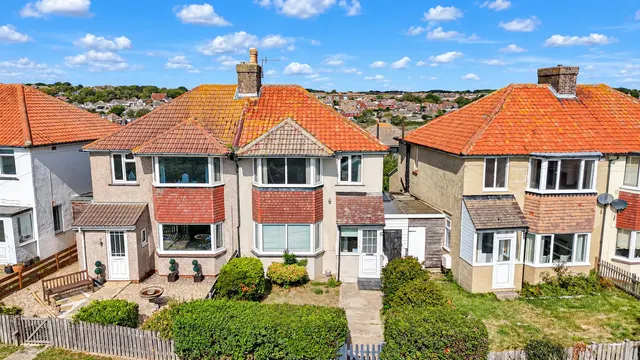 Bexhill Road, St. Leonards-On-Sea, photo 1