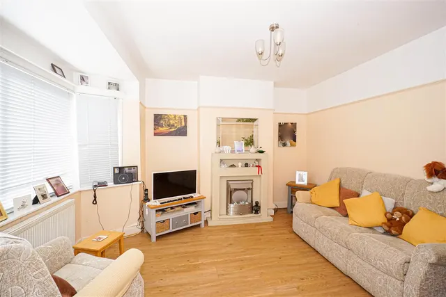 Bexhill Road, St. Leonards-On-Sea, photo 3