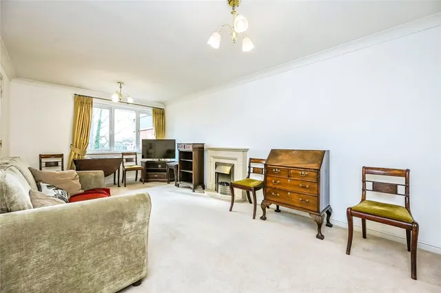 Woolton Road, Childwall, L16, photo 2