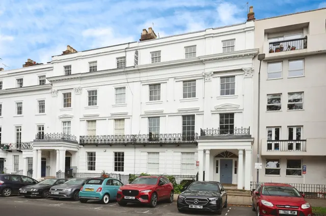 Beauchamp Avenue, Leamington Spa, photo 1