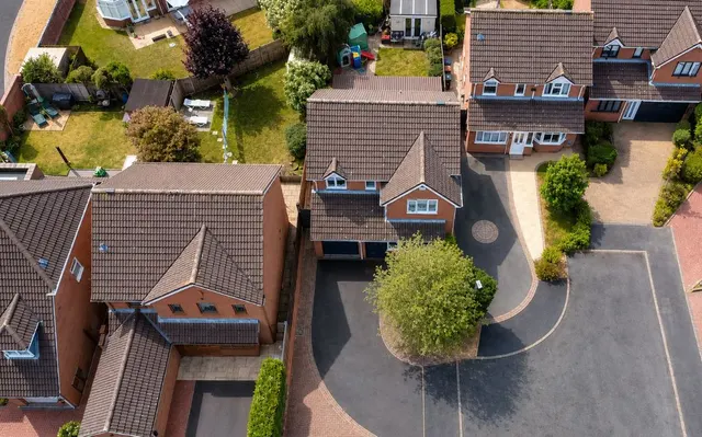 Bleak House Drive, Burntwood, WS7, photo 2