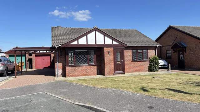 Meadway, Cherry Willingham, LN3, photo 1