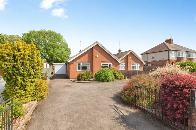 Little Glen Road, Glen Parva, LE2, photo 1