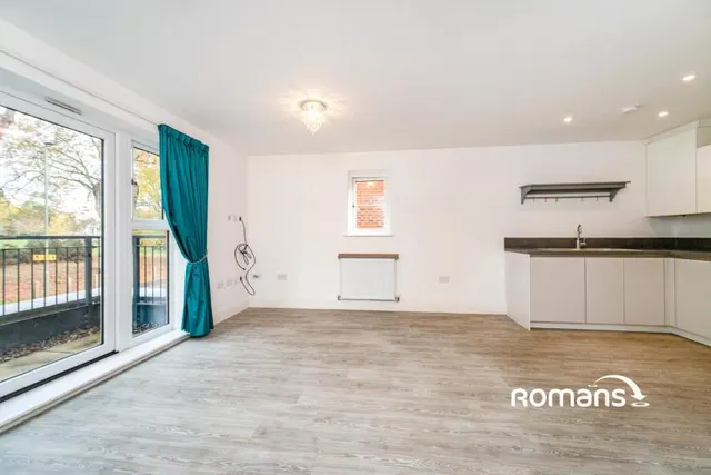 Brunswick Road, Deepcut, GU16, photo 3