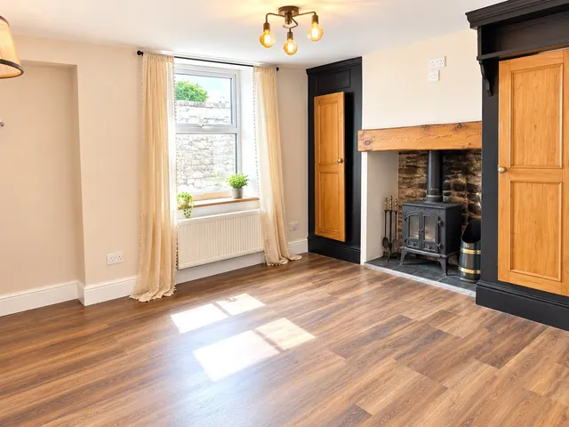 Photo 2 — Keynsham Road, Gloucestershire, Keynsham, BS31 2DD