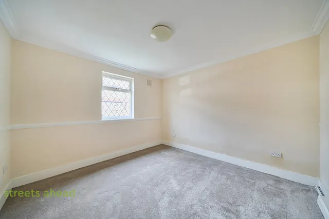Colliers Water Lane, Thornton Heath, CR7, photo 3
