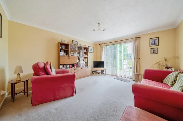 Moore Gardens, Gosport, PO12, photo 3