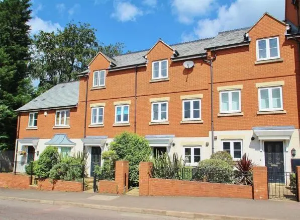 Hallfields Lane, Rothley, LE7, photo 1