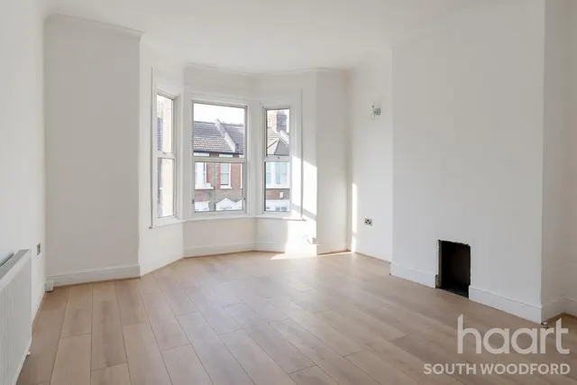 Prospect Road, Woodford Green, IG8, photo 2