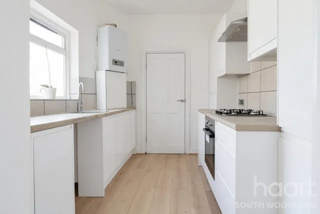 Prospect Road, Woodford Green, IG8, photo 3