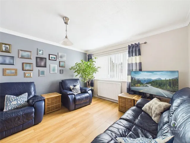 Photo 3 — Horsley Avenue, Ryton, Tyne and Wear, NE40