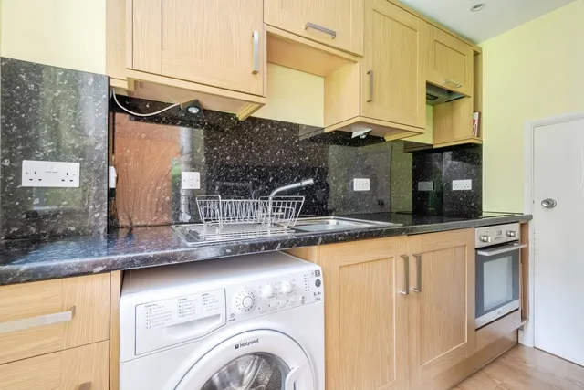 River Court, Tavistock, PL19, photo 3