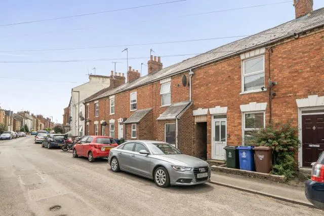 West Street, Banbury, OX16, photo 1