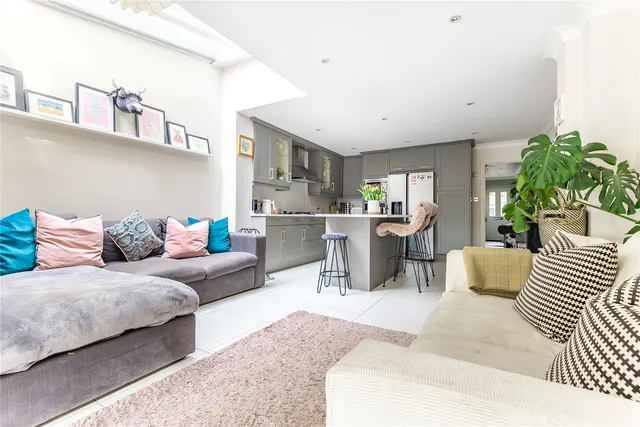 Photo 3 — Connaught Road, Teddington, TW11 0QQ