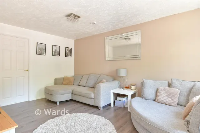 Rowmarsh Close, Northfleet, DA11, photo 2