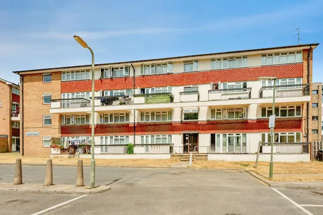 Huntingdon Road, Redhill, RH1, photo 1