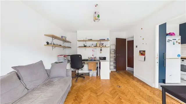 Valley Grove, London, SE7, photo 2