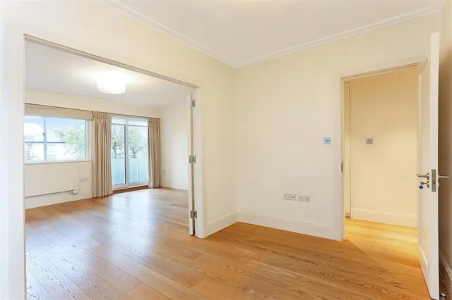 Warwick Gardens, Kensington, W14, photo 1