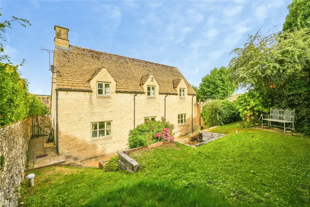 Sweeps Lane, Burford, OX18, photo 1