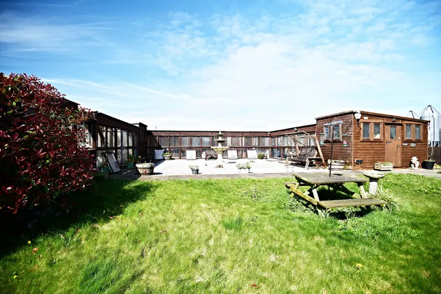 Brenthead Farm, Kilwinning, KA13, photo 3
