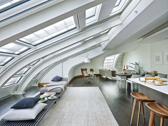 Photo 2 — North Row, London, W1K 6AG