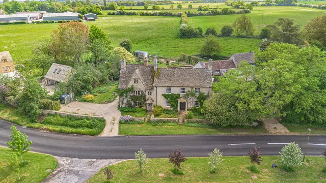 Bampton Road, Black Bourton, OX18, photo 3