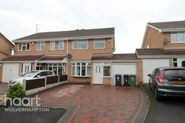 Ashwells Grove, Pendeford, WV9