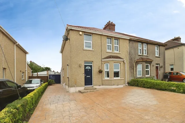Sweets Road, Kingswood, Bristol, BS15, photo 1