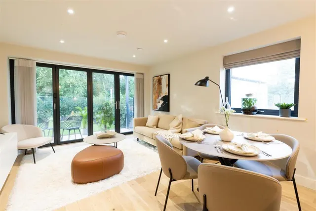 Photo 2 — Apartment 3 Willow View, Forest Drive, Lytham St. Annes, FY8 4PS