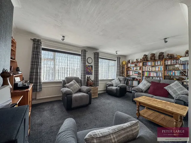 Photo 3 — Tynewydd Road, Rhyl, Denbighshire, LL18 4BP
