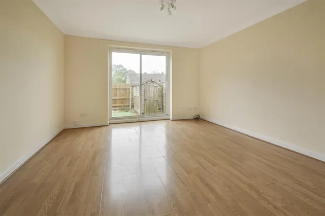 Hamlet Road, Haverhill, CB9, photo 2