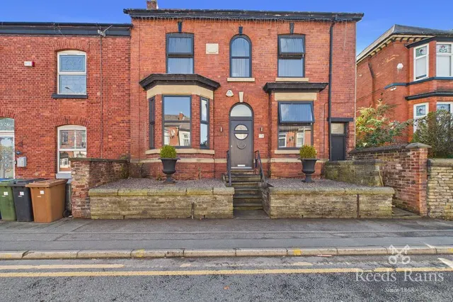 Mottram Road, Hyde, SK14, photo 1