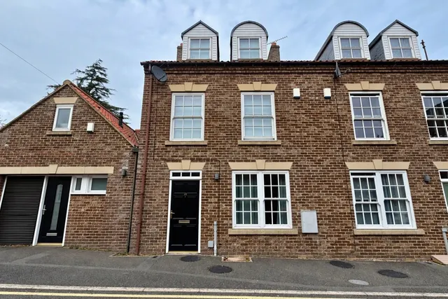 Priestgate, Barton-upon-humber, DN18, photo 1