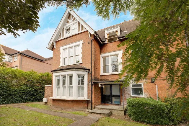 Tennison Road, South Norwood, photo 1