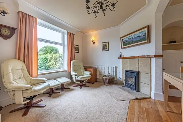 Browns Lane, Hastoe, HP23, photo 3