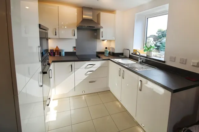 Albion Road, DA6, photo 3