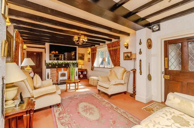 Church Road, Tettenhall Wood, WV6, photo 2