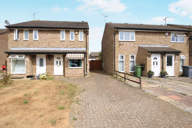 Squires Gate, Peterborough, PE4, photo 1