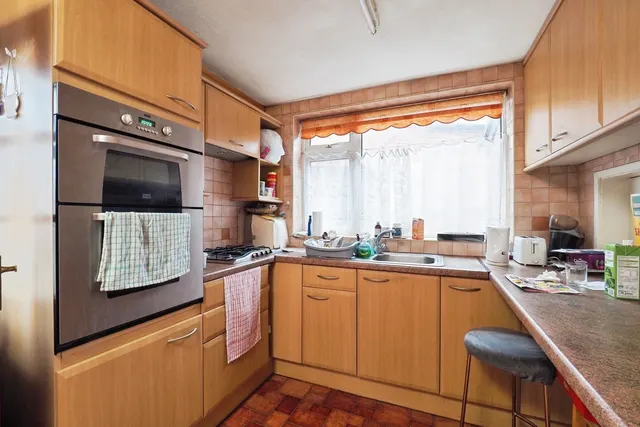 Photo 2 — Fulwood Close, Beeston, Nottingham, Nottinghamshire, NG9