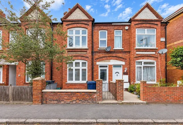 Terraced For SaleNorth Road, Southall, UB1, photo 1