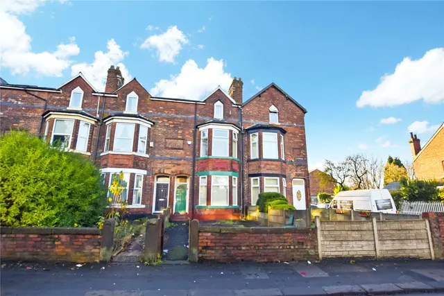 Liverpool Road, Eccles, M30, photo 1